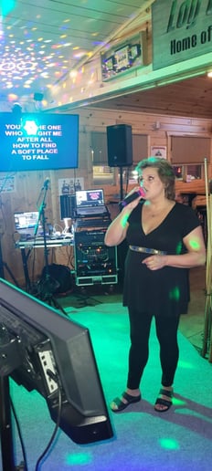 Gallery photo 4 of Velvet Sounds Karaoke & Entertainment