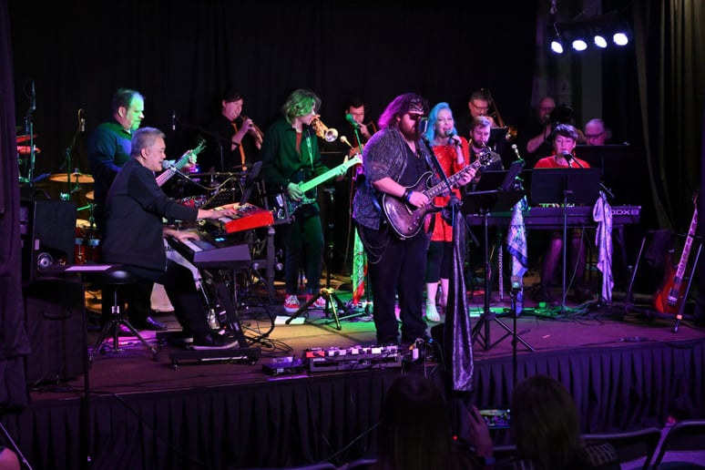 Gallery photo 1 of Velvet Soundwave