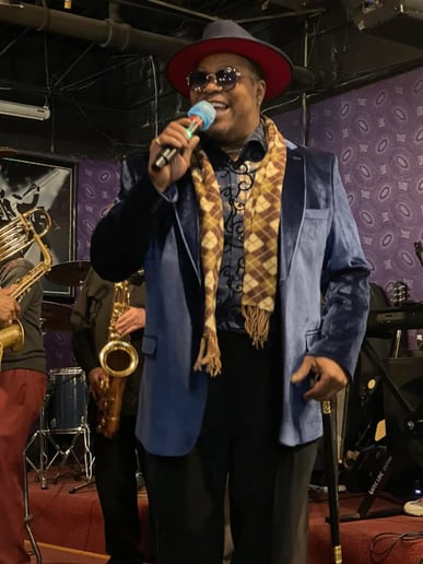Gallery photo 8 of Frederick B. Velvet The Velvet Smooth Band