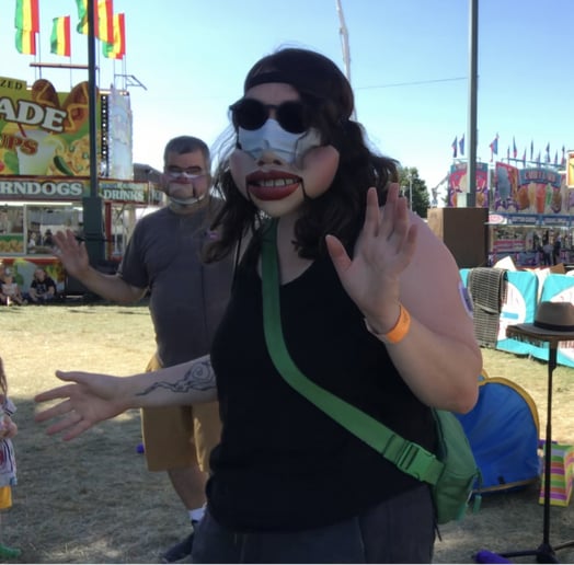 Gallery photo 2 of Ventriloquist Vikki