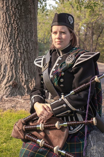 Gallery photo 2 of Vera Hamilton - Event Bagpiper