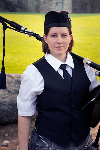 Gallery photo 4 of Vera Hamilton - Event Bagpiper