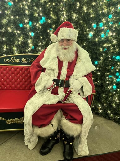 Gallery photo 12 of Verified Santa