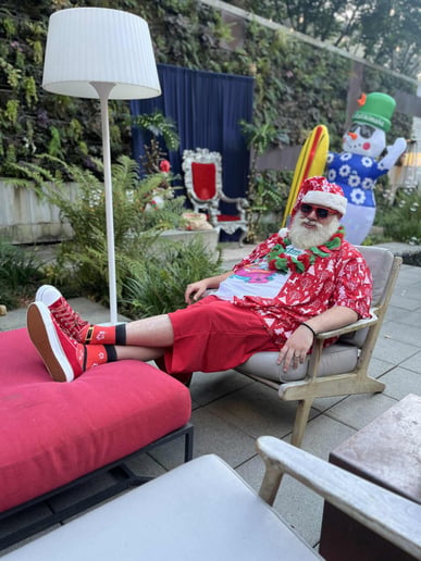 Gallery photo 14 of Verified Santa