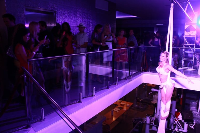 Gallery photo 32 of CirqueVana™