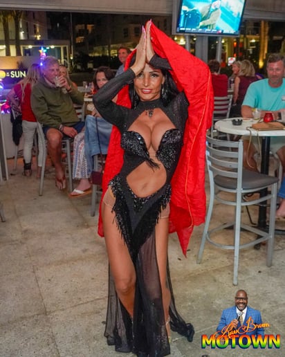 Gallery photo 2 of Belly Dancer, Veronica