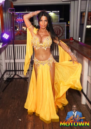 Gallery photo 8 of Belly Dancer, Veronica