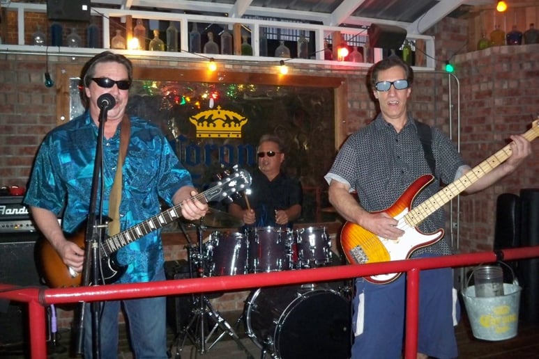Gallery photo 3 of Versatile Band