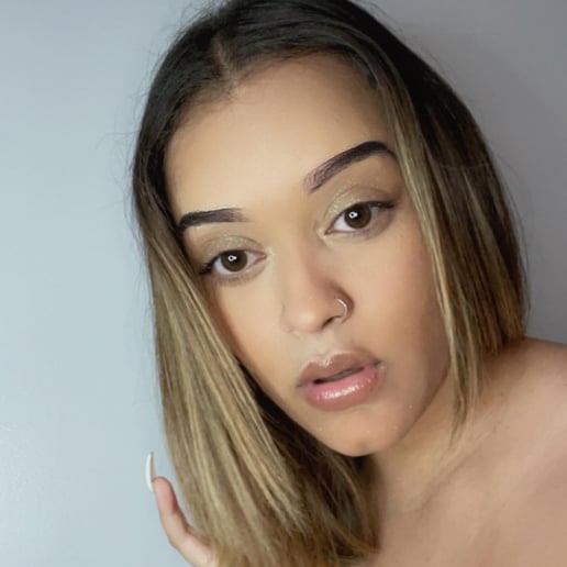 Gallery photo 8 of Vickii Beauty