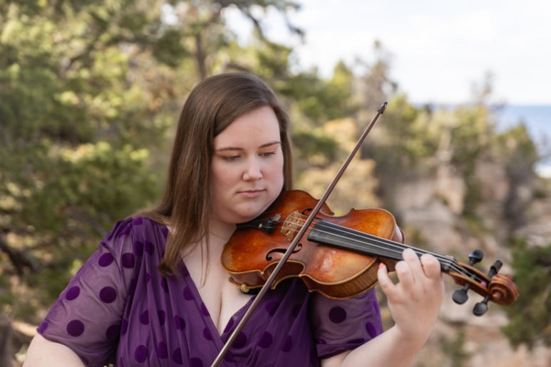 Gallery photo 6 of Victoria Senko - Violinist