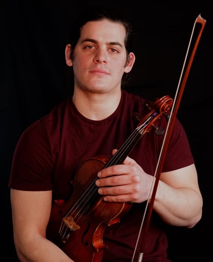 Gallery photo 2 of Vincent Assante, Professional Violinist