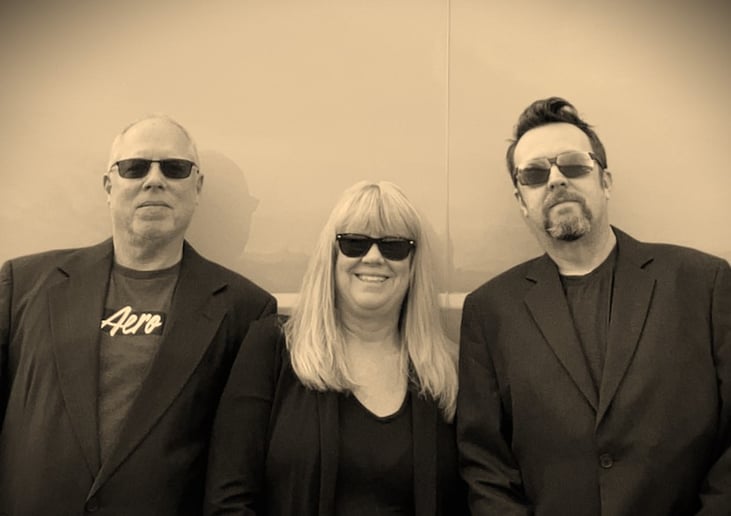 Gallery photo 2 of Vindaloo Band