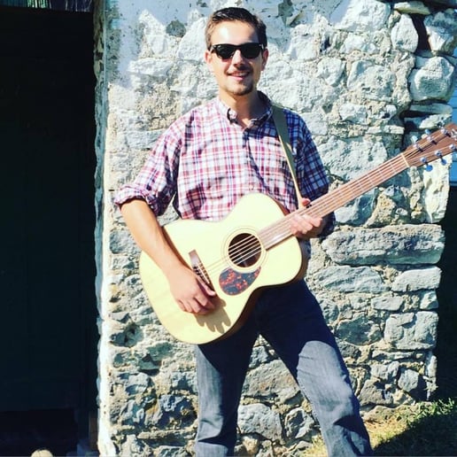 Gallery photo 4 of Vinnie Paolizzi Music