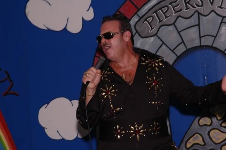 Gallery photo 7 of Vinny B
