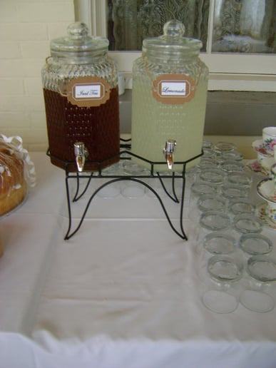 Gallery photo 7 of Vintage Tea Party Rentals