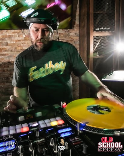 Gallery photo 1 of Vinyl Richy