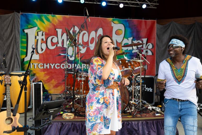 Gallery photo 9 of Itchycoo Park