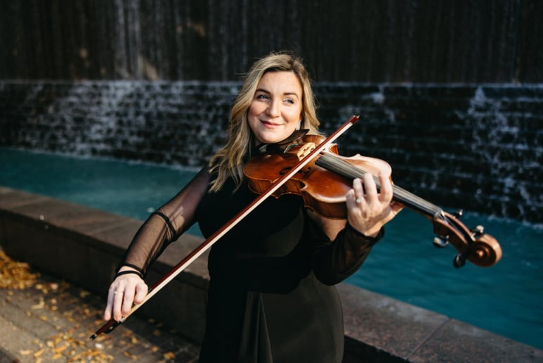 Gallery photo 9 of Viola + Fire