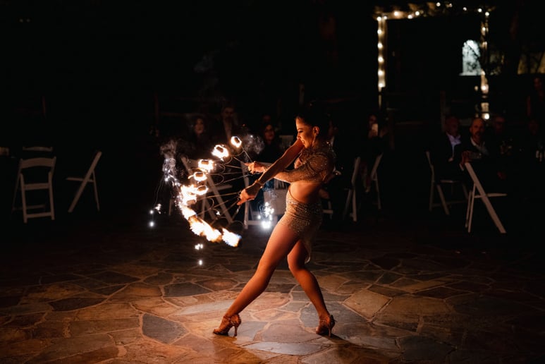 Gallery photo 2 of Violet on the Rocks Entertainment
