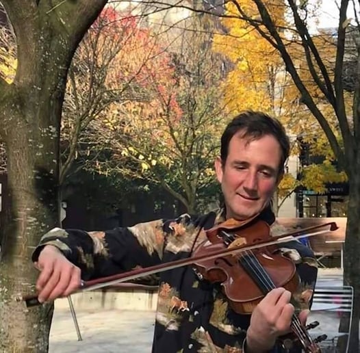 Gallery photo 10 of Violinist and Fiddler Jeffrey Reynolds
