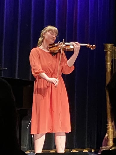 Gallery photo 1 of Violinist, Claire Mayfield