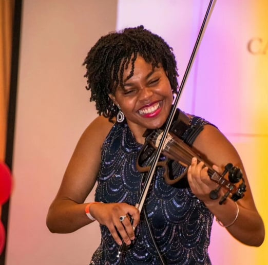 Gallery photo 2 of Violinist Camille