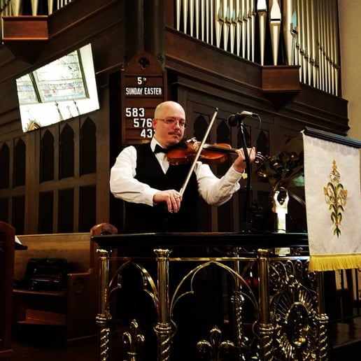 Gallery photo 1 of Violinist David Thomas
