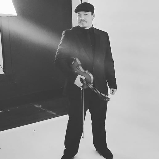 Gallery photo 4 of Violinist David Thomas