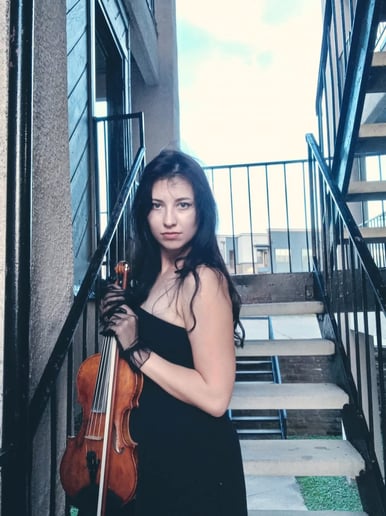 Gallery photo 3 of Violinist, Alfiia M