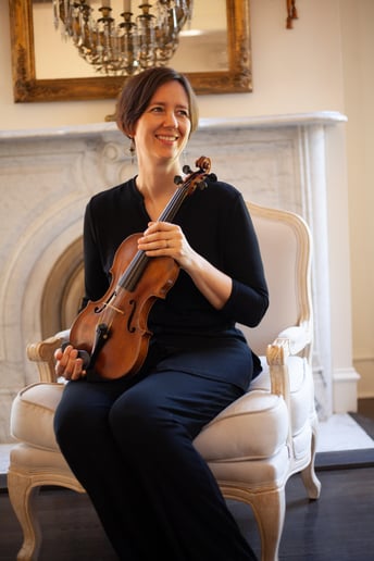 Gallery photo 1 of Violinist Erin Rushforth
