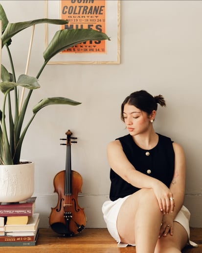 Gallery photo 8 of Anny - Violinist for every occasion