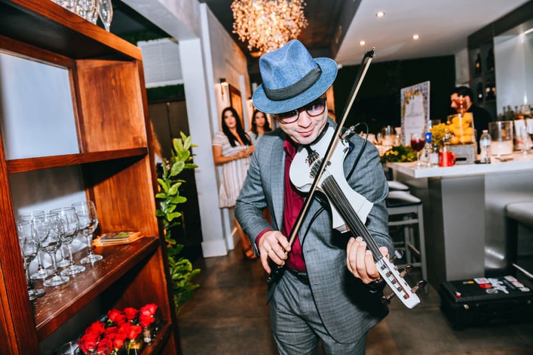 Gallery photo 2 of Frank Lima - Violinist for Weddings & Events