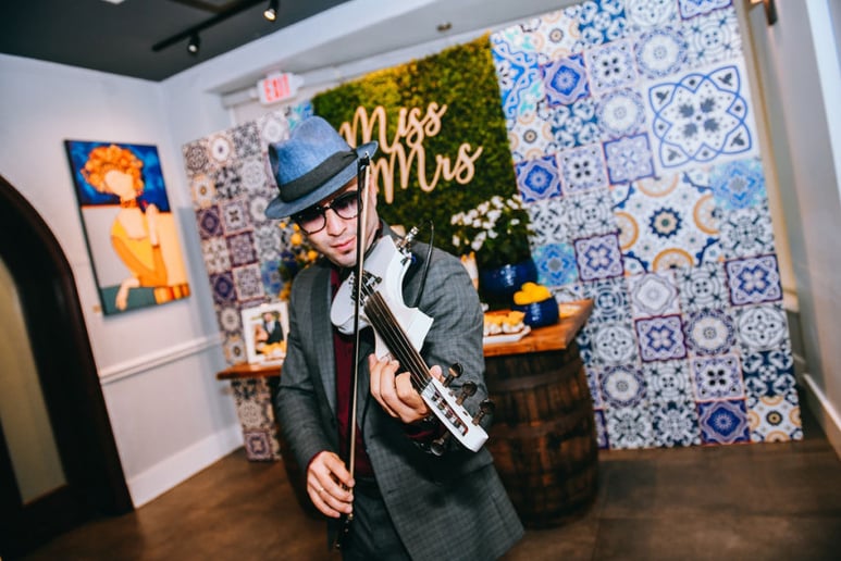 Gallery photo 1 of Frank Lima - Violinist for Weddings & Events