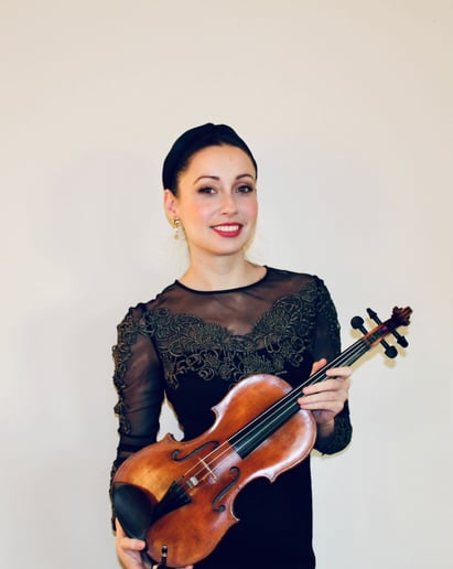 Gallery photo 3 of Kristina Tsanova - Violinist