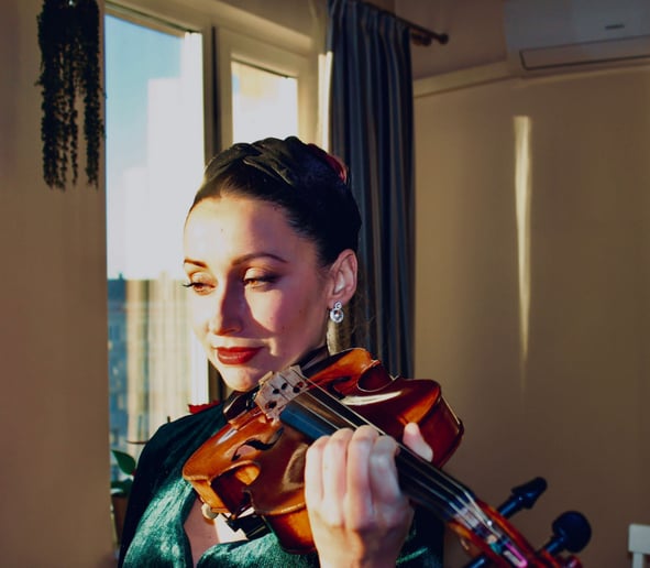 Gallery photo 5 of Kristina Tsanova - Violinist