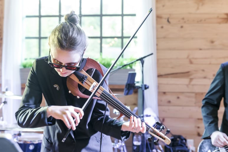 Gallery photo 2 of Hannah LeGrand - Violinist & Singer