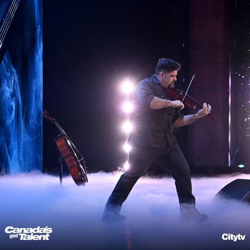 Gallery photo 2 of Violinist, Sébastien Savard