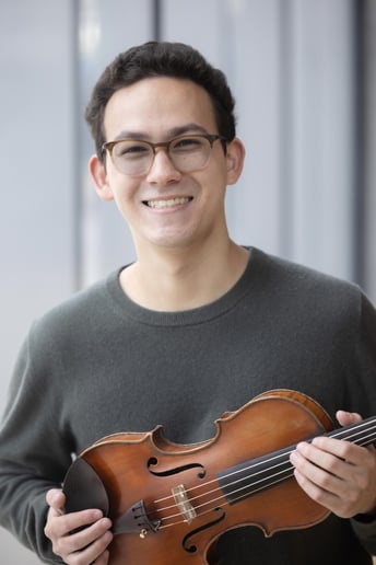 Gallery photo 9 of Violinist, Aleksi Z