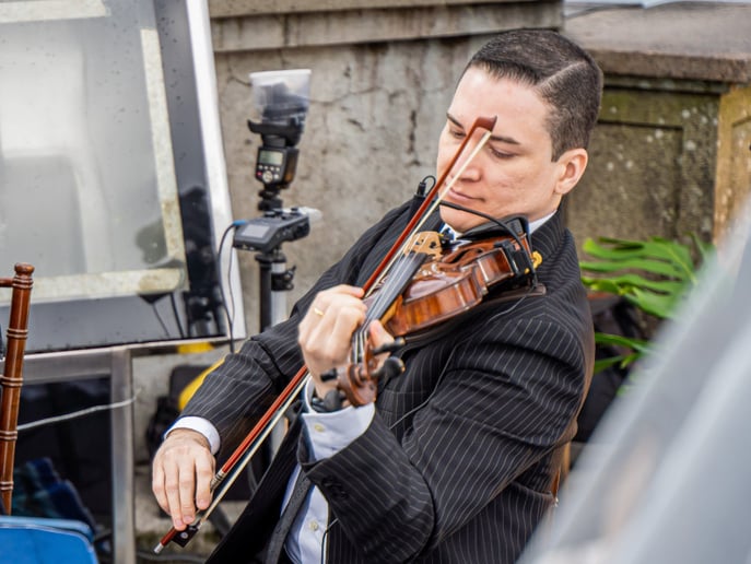 Gallery photo 8 of Violinist Thiago Bernardes