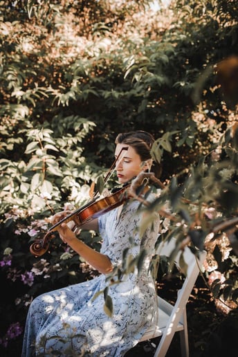 Gallery photo 1 of Dana Wenzel, Violinist
