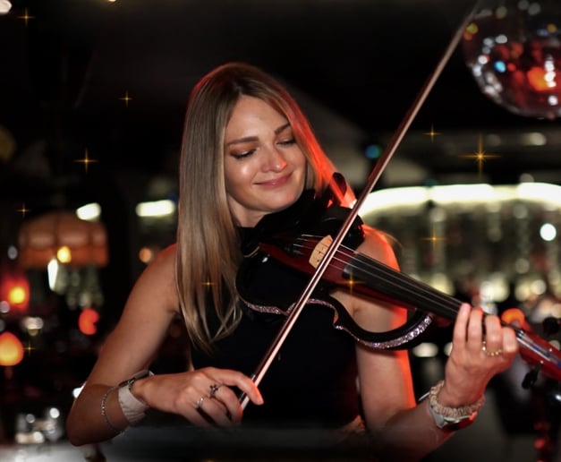 Gallery photo 1 of ViolinVibez