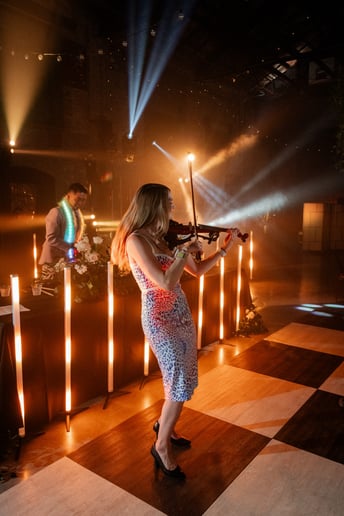 Gallery photo 4 of ViolinVibez