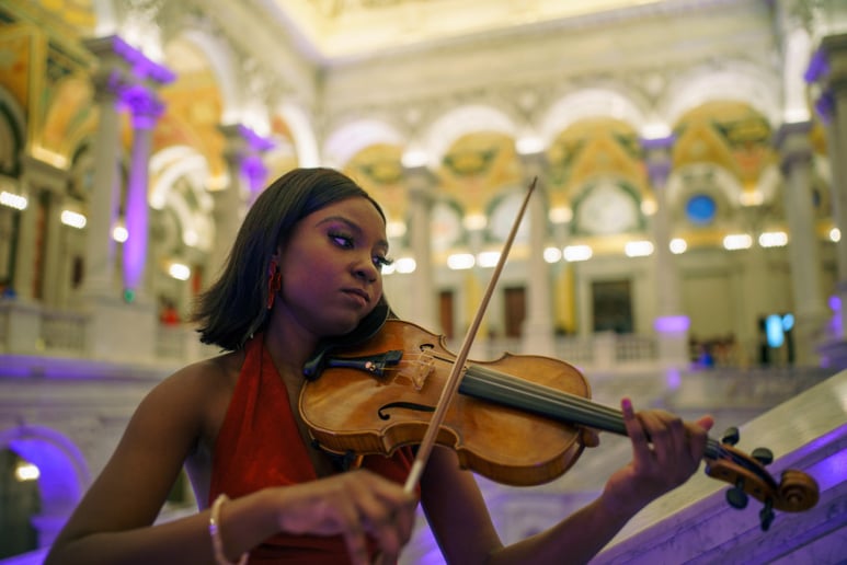Gallery photo 4 of Violin with Tahirah