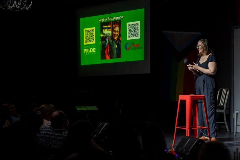 Gallery photo 6 of Virginia Anzengruber: Comedian & Speaker