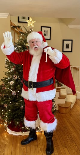 Gallery photo 3 of Virginia Santa Frank
