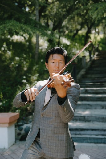 Gallery photo 2 of Virtuous Violinist