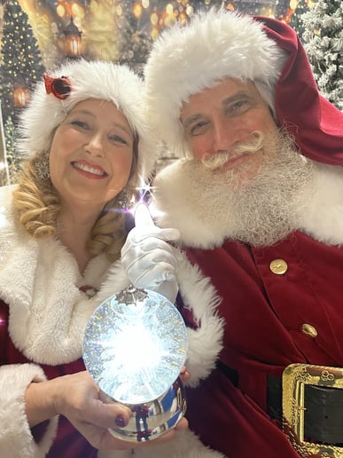 Gallery photo 5 of Visit with Santa Claus