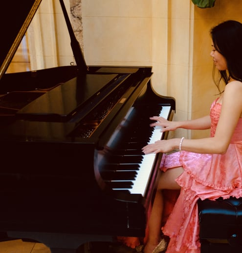 Gallery photo 3 of Vivian Kuang Piano