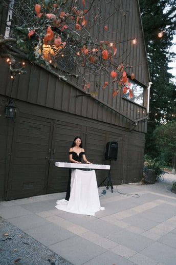 Gallery photo 6 of Vivian Kuang Piano