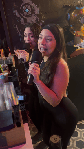 Gallery photo 18 of Vivid Aura Karaoke